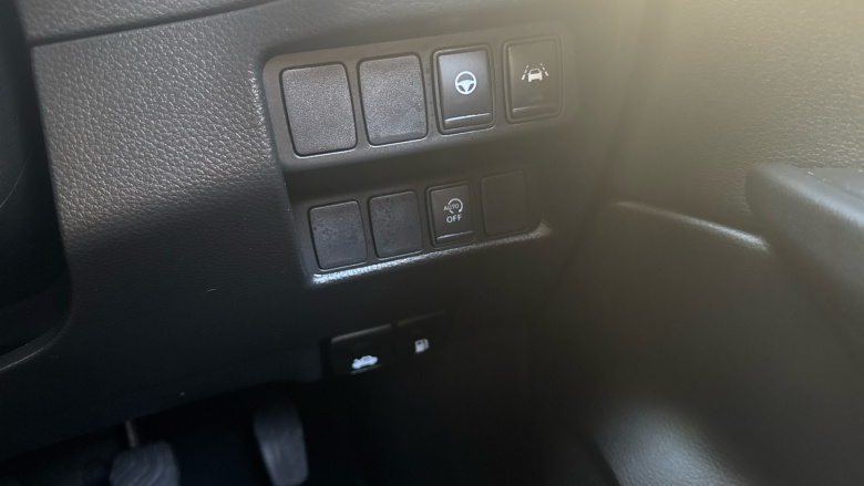 Nissan Qashqai 1.3 DiG-T Tekna+ 5dr Petrol Hatchback